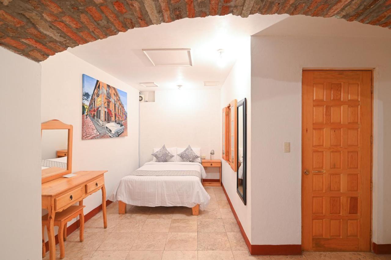 Hotel Meson Cuevano グアナファト エクステリア 写真