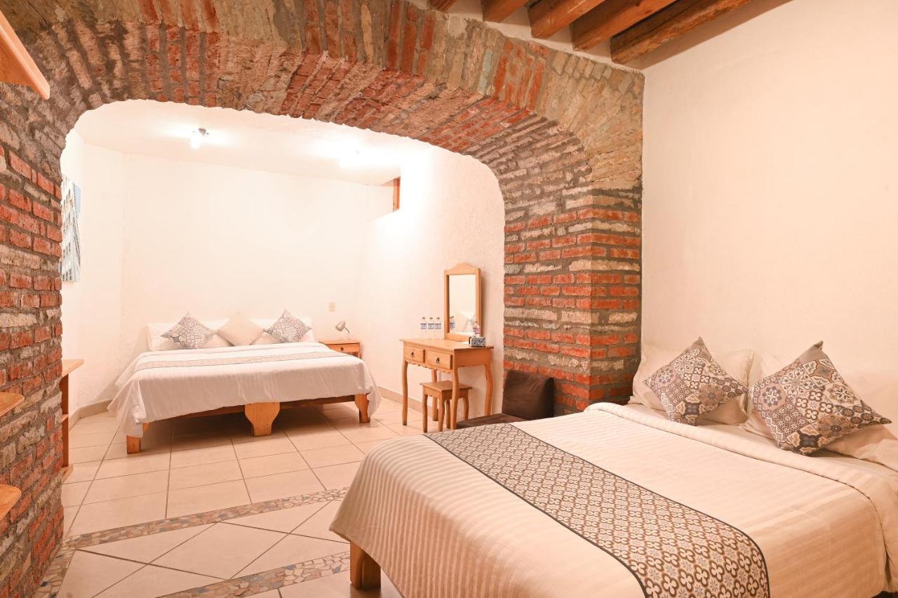 Hotel Meson Cuevano グアナファト エクステリア 写真