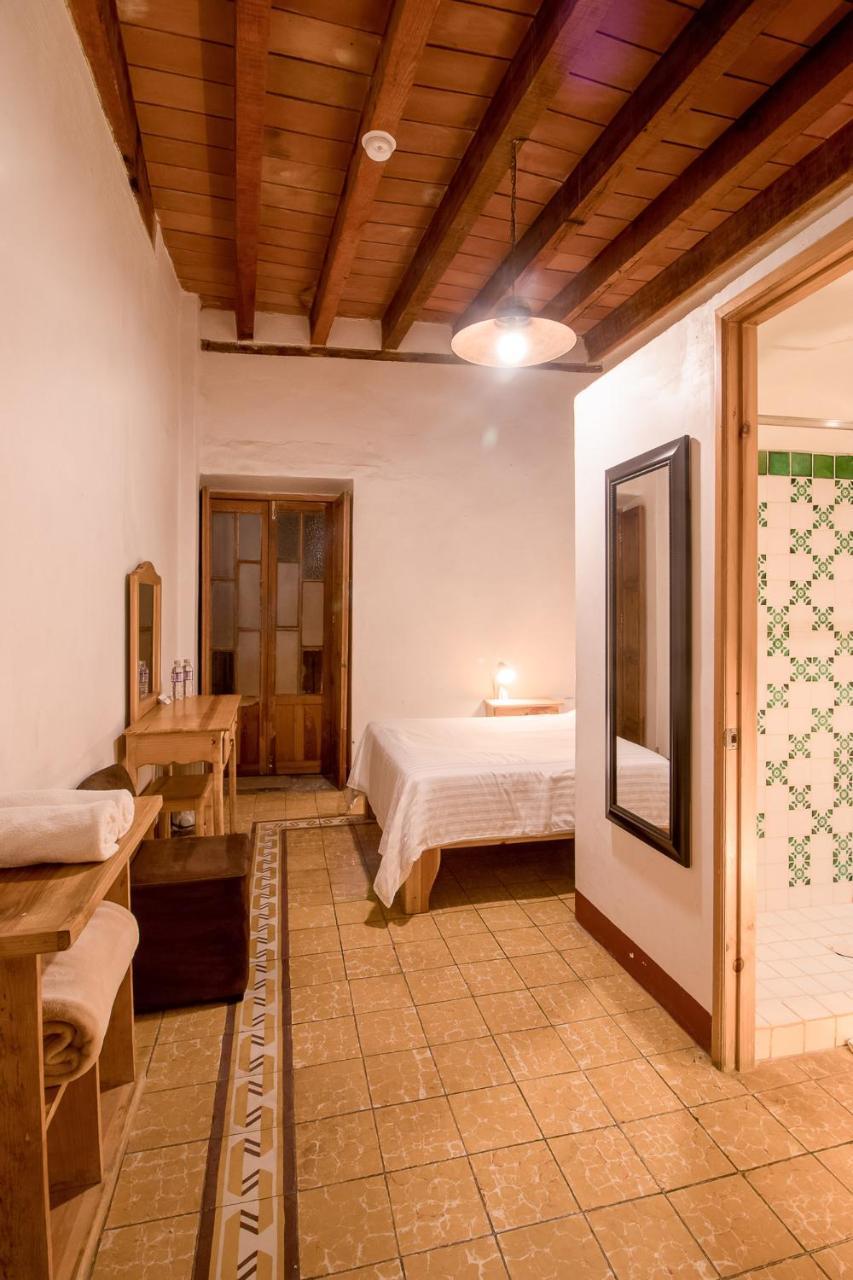 Hotel Meson Cuevano グアナファト エクステリア 写真